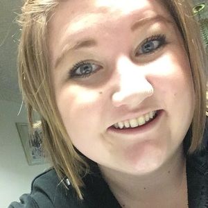 Meet your Posher, Mackenzie